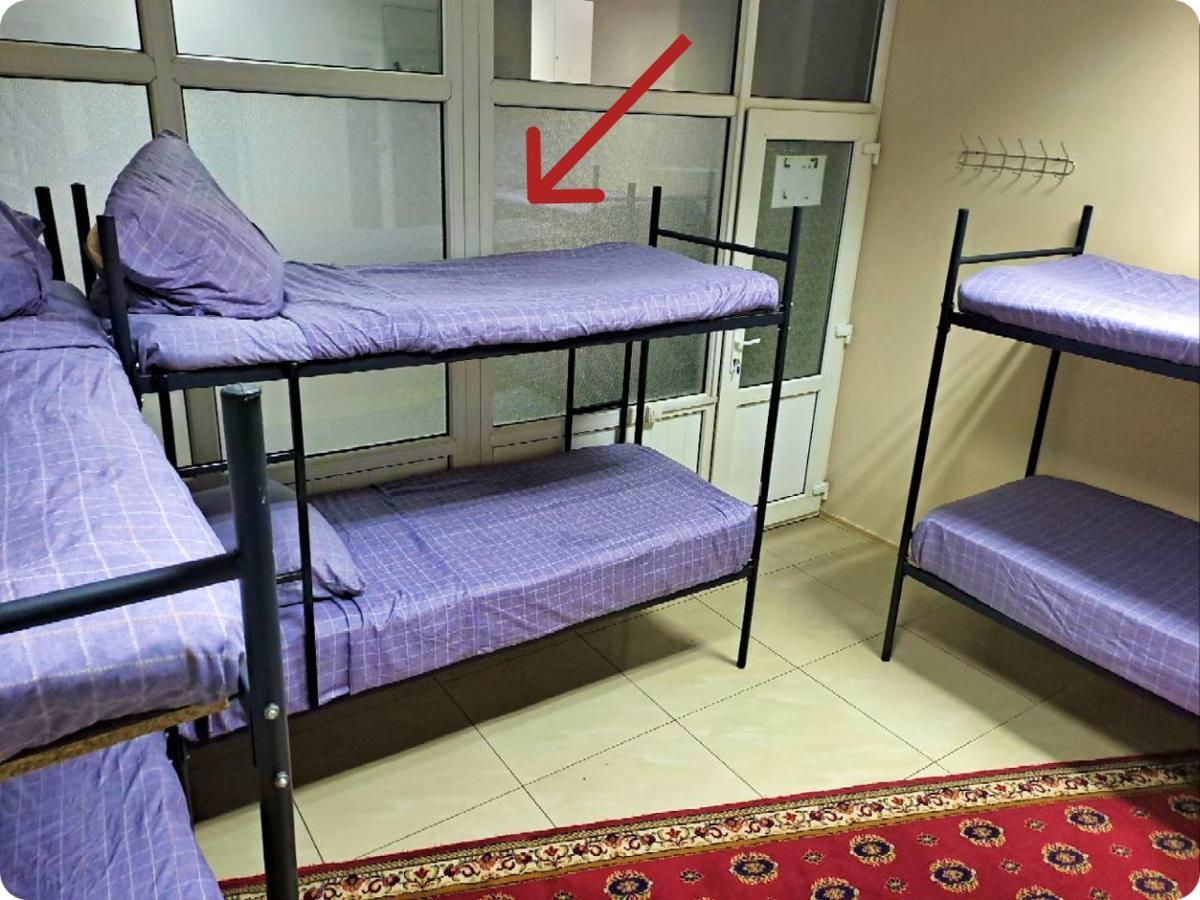 Fox Park Hostel Алматы Экстерьер фото
