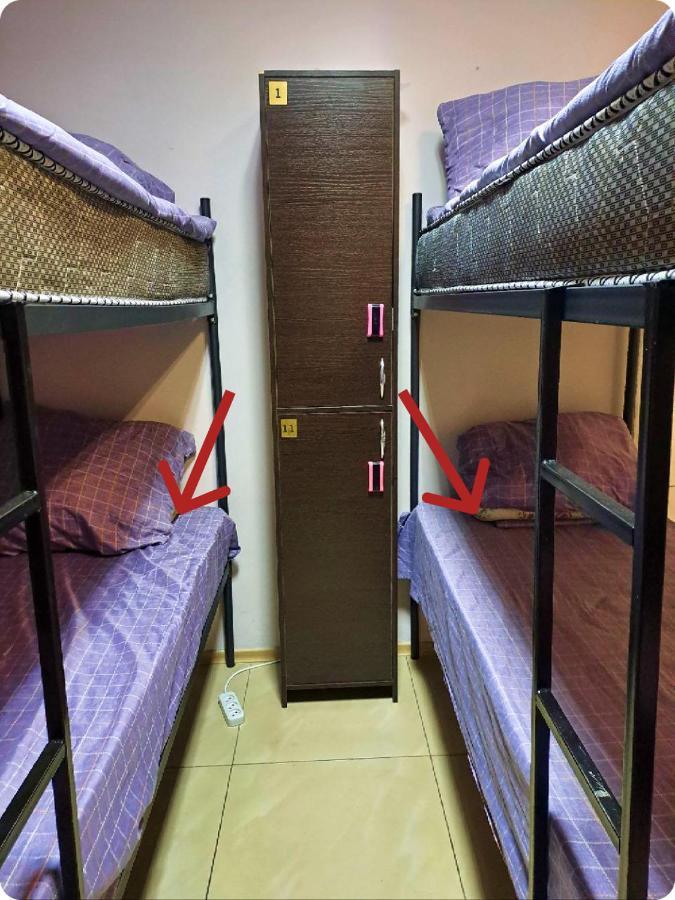 Fox Park Hostel Алматы Экстерьер фото
